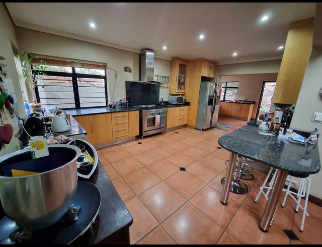 3 BEDROOM HOUSE FOR SALE IN SAFARI GARDENS